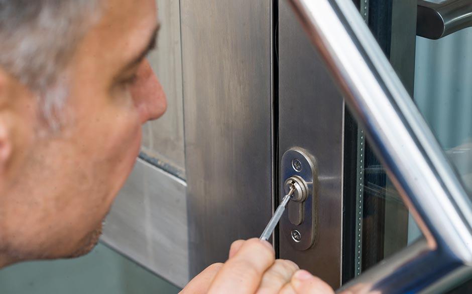 Rognac serrurier porte Bricard